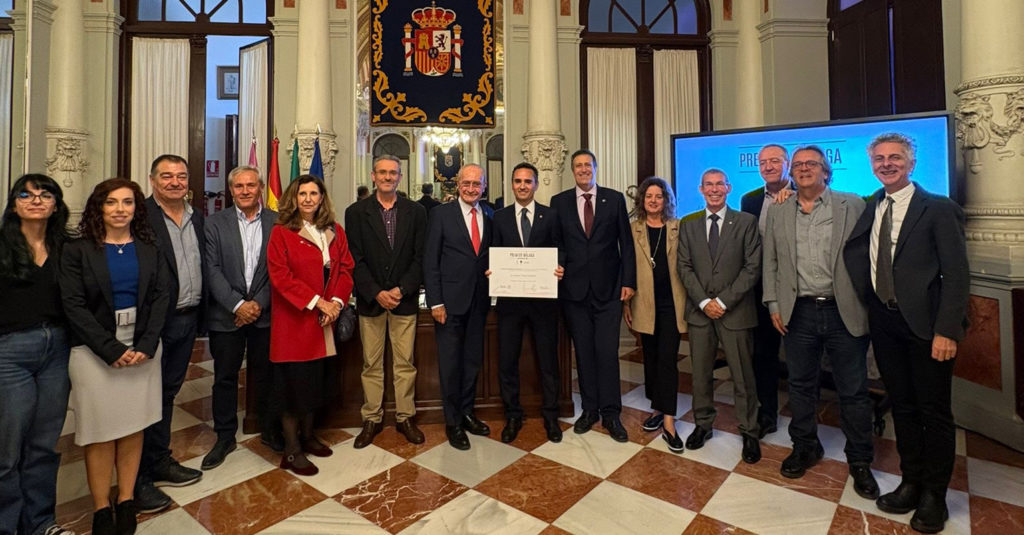 El profesor Javier Troya recibe el Premio Málaga de Investigación 2025 en la modalidad de Ciencias